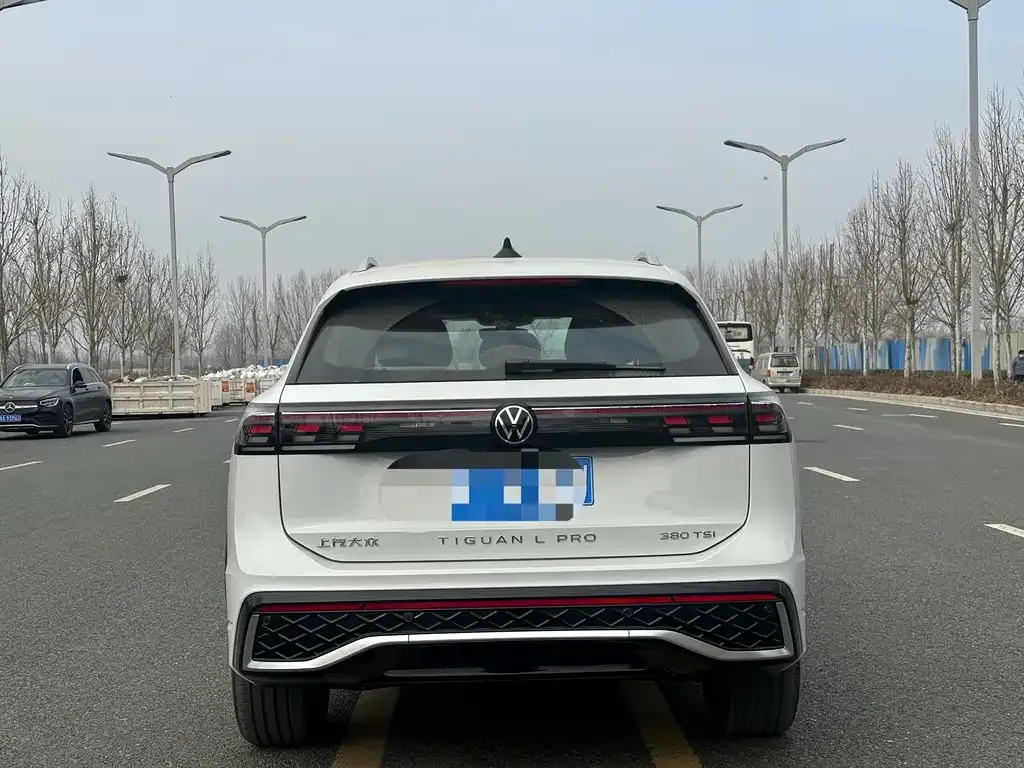 Volkswagen Tiguan L 2026 из CN, фото 3