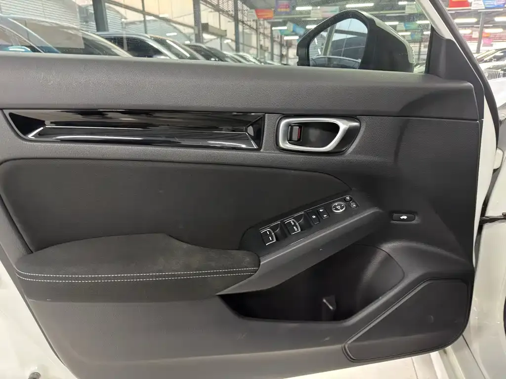 Honda Civic 2022 из CN, фото 2