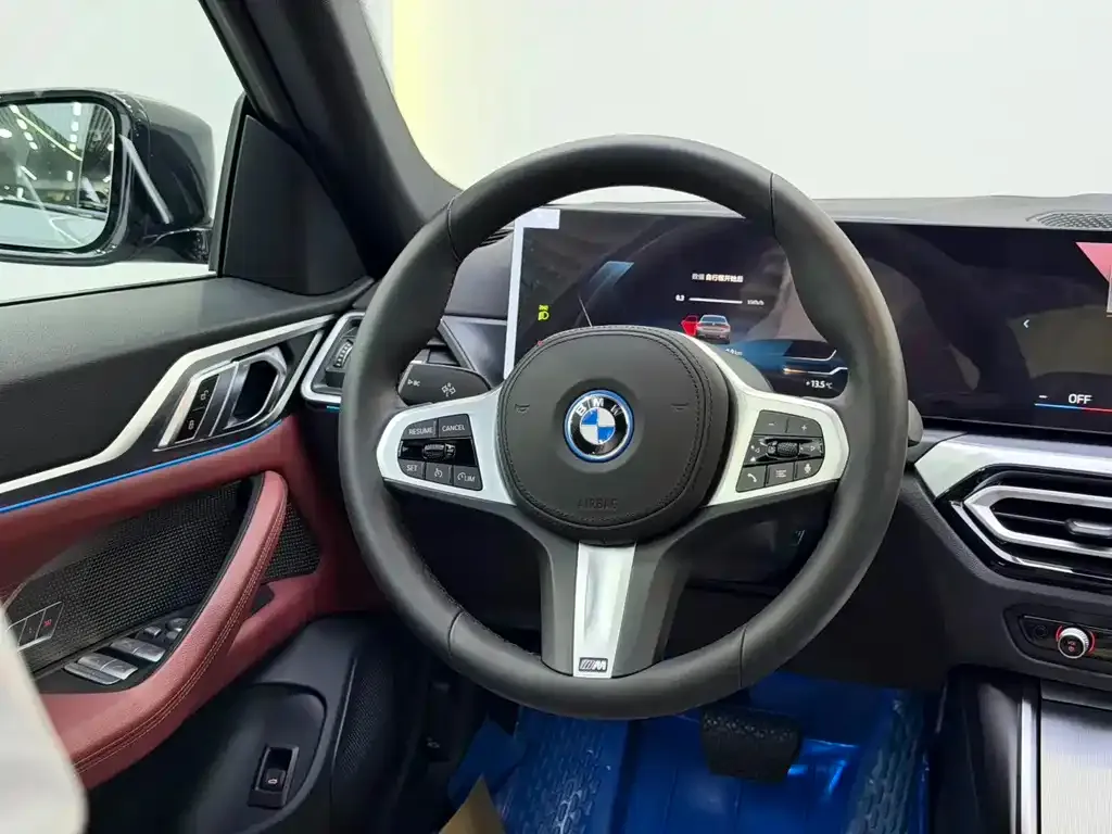 BMW i4 2026 из CN, фото 8