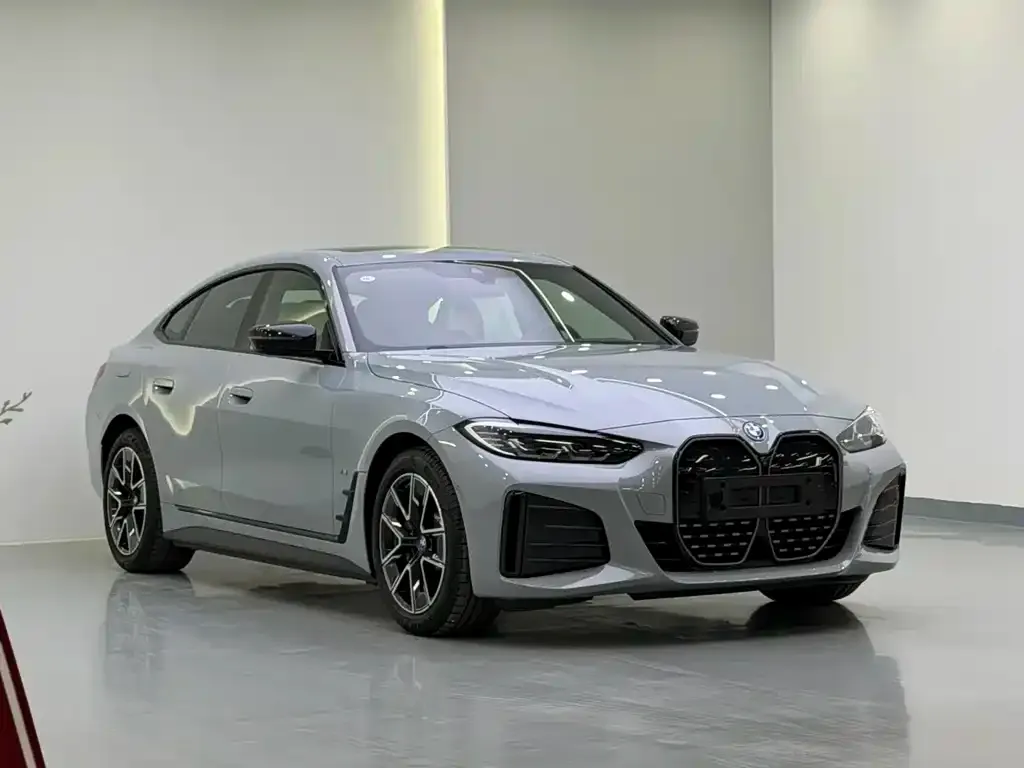 BMW i4 2026 из CN, фото 4