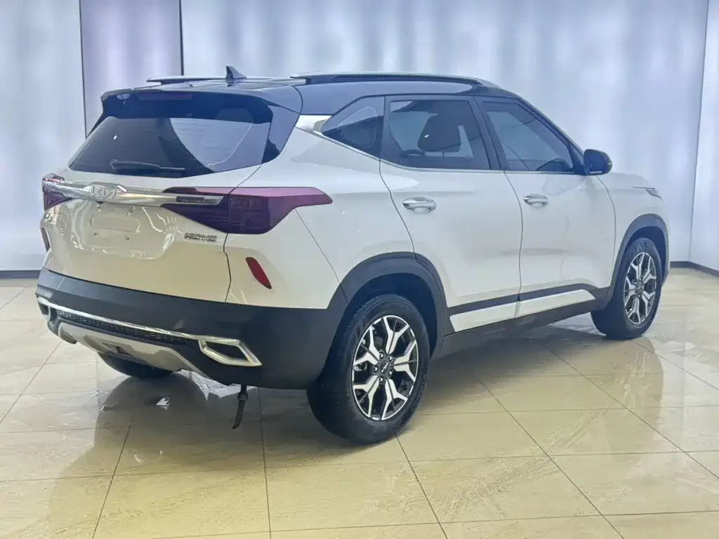 Kia KX3 — фото 10
