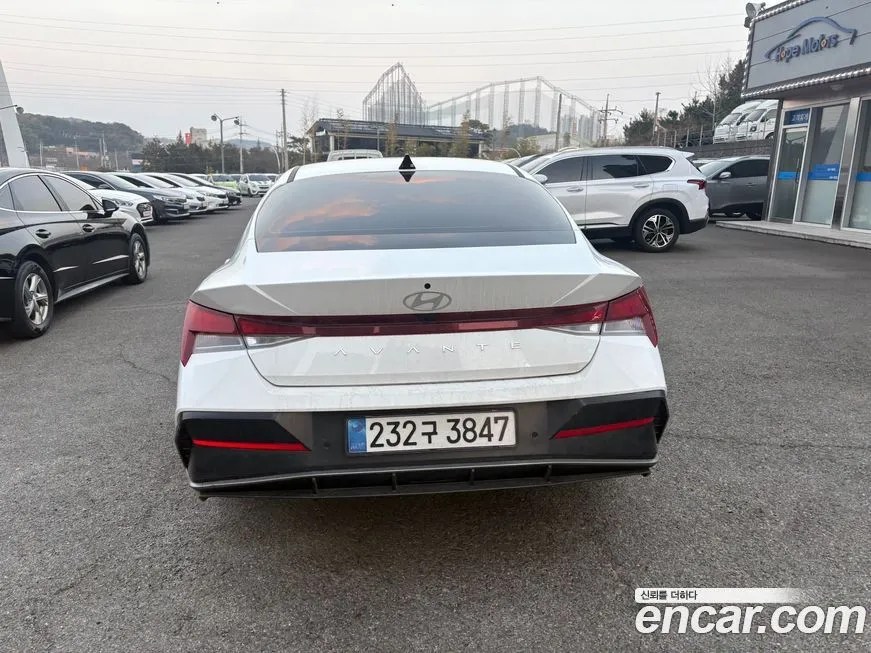 Hyundai AVANTE — фото 7
