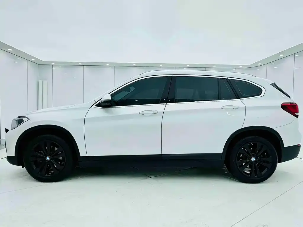 BMW X1 2021 из CN, фото 5