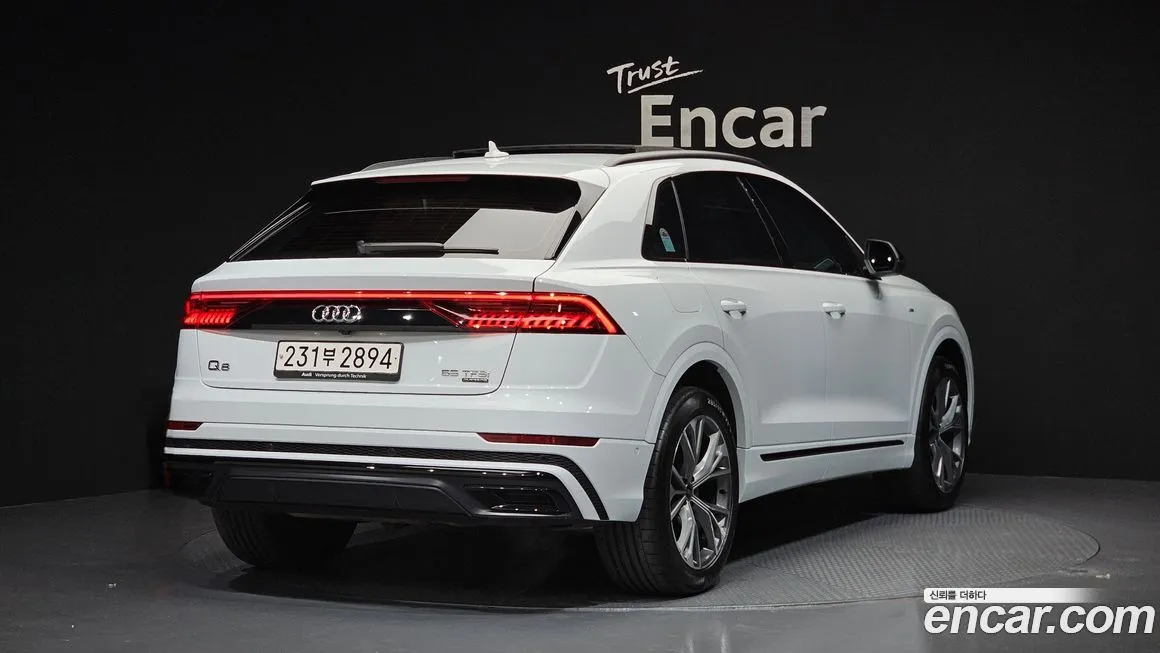 Audi Q8 2022 из KR, фото 2