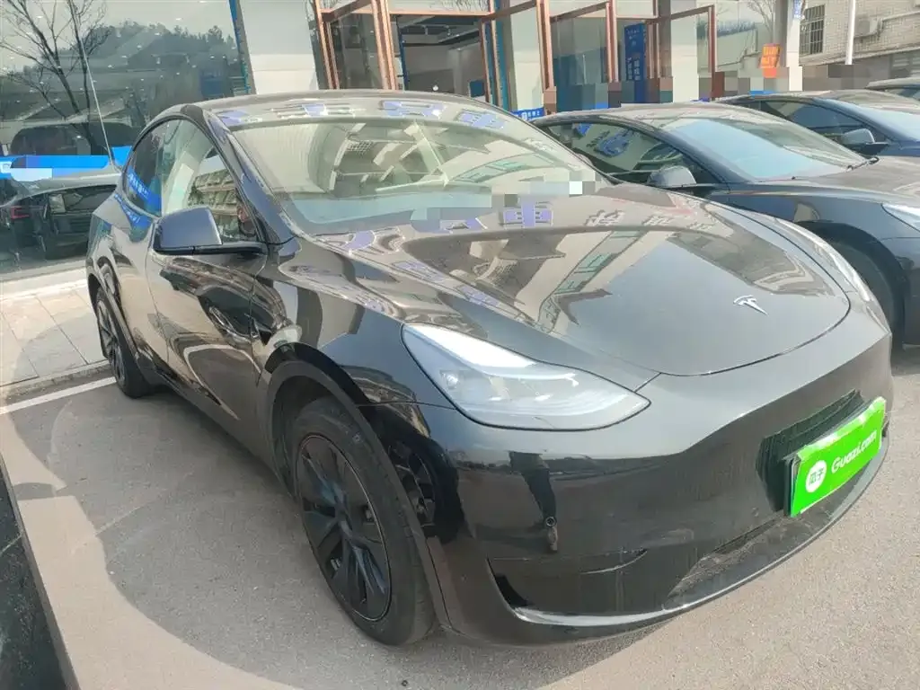 Tesla Model Y 2023 из CN, фото 8