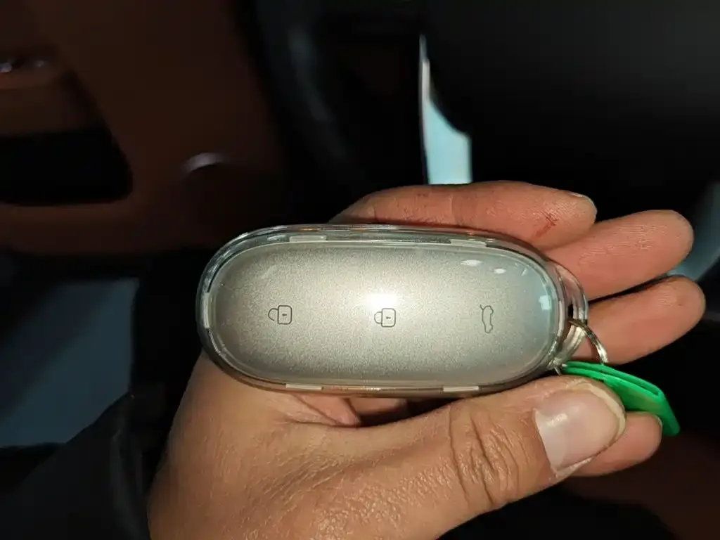 Li Auto L8 2025 из CN, фото 3