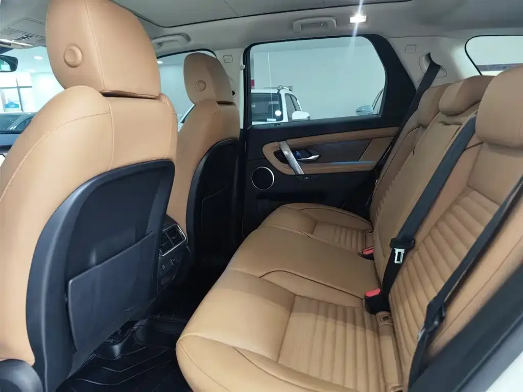 Land Rover Discovery Sport 2024 из CN, фото 4
