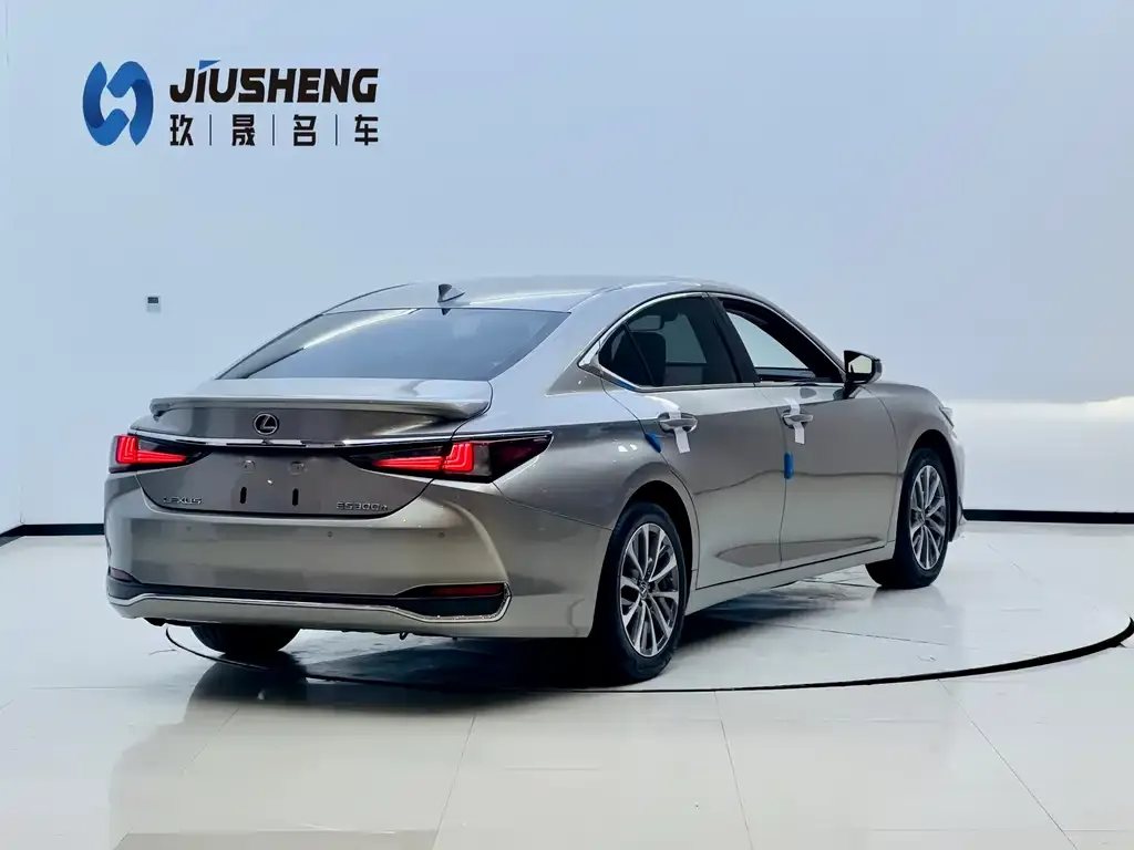Lexus ES 2021 из CN, фото 5
