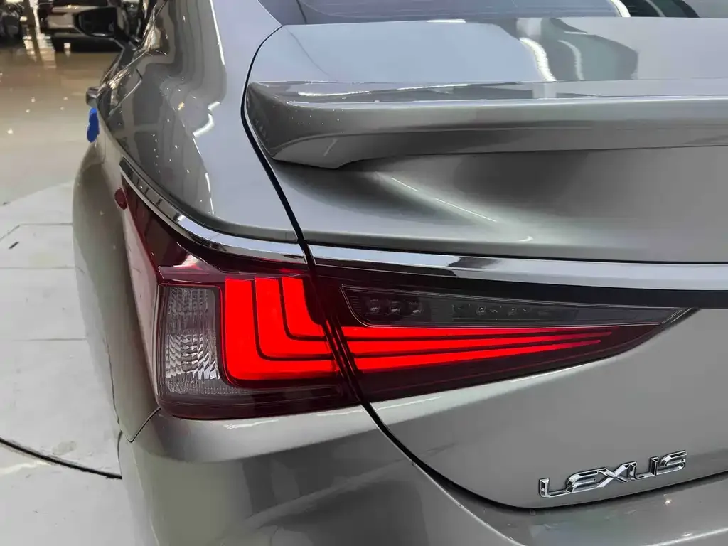 Lexus ES 2021 из CN, фото 7
