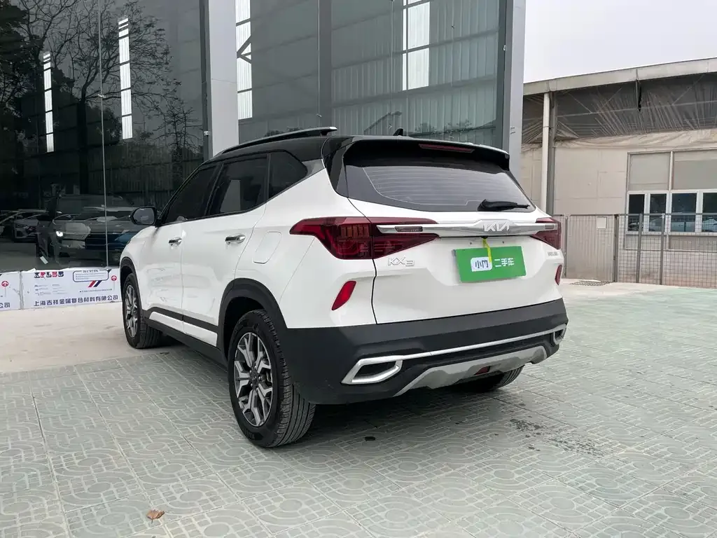Kia KX3 2023 из CN, фото 5