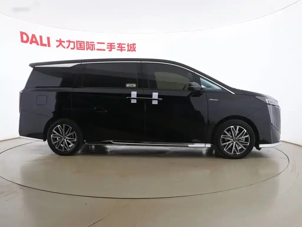 GAC Motor Trumpchi M8 — фото 4