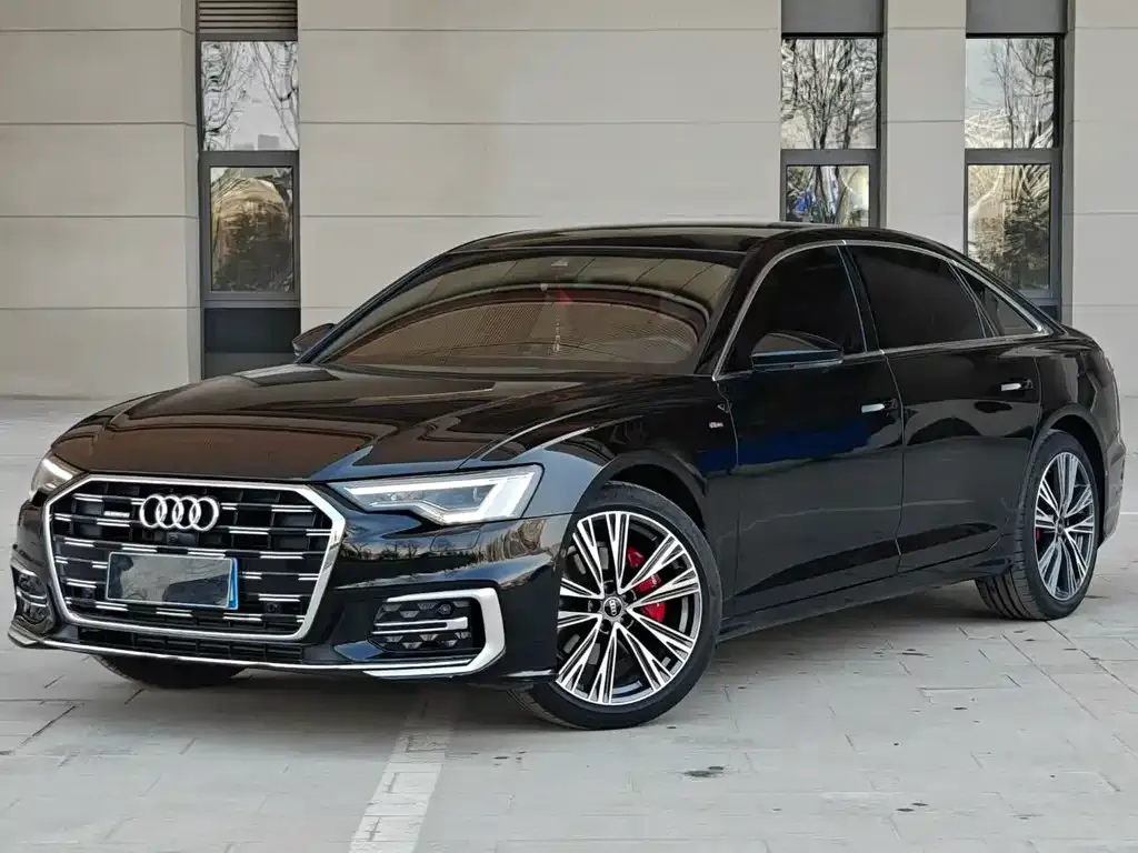 Audi A6L 2023 из CN, фото 1