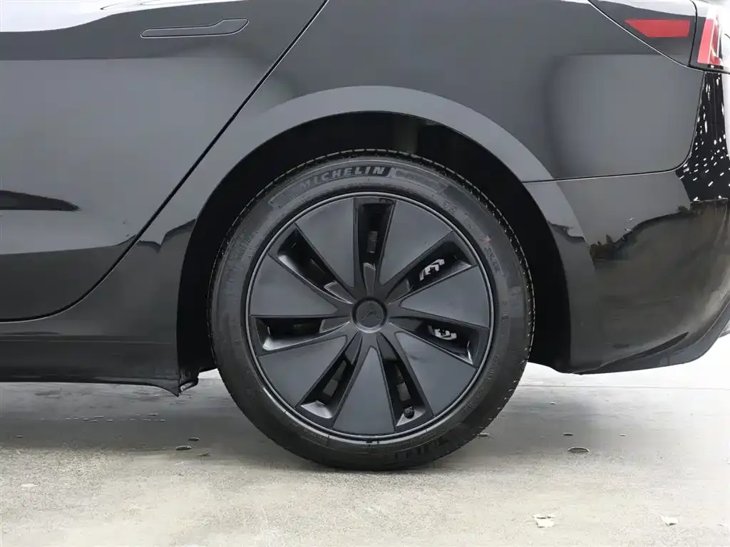 Tesla Model 3 2023 из CN, фото 8