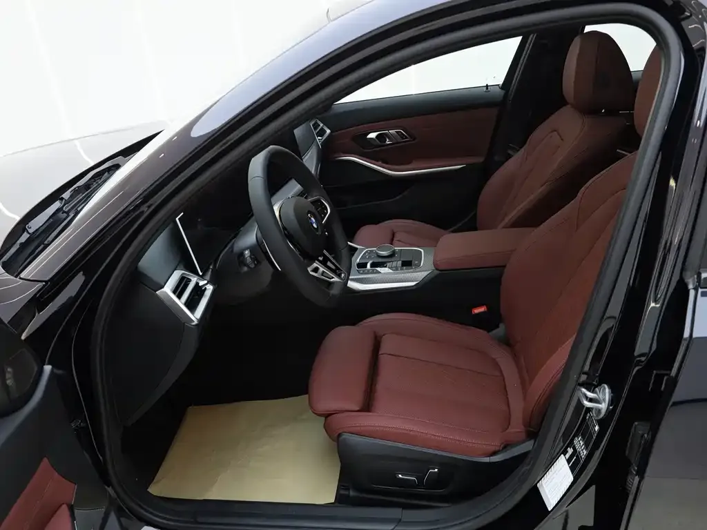 BMW 3 Series 2026 из CN, фото 9