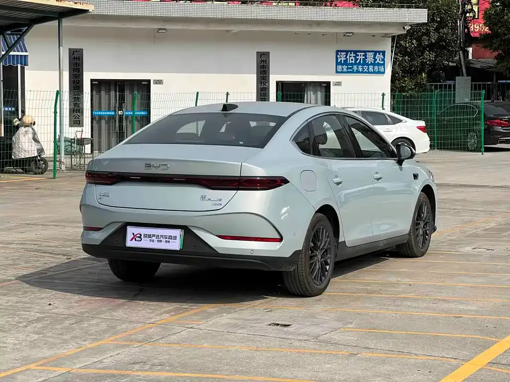BYD Qin PLUS 2025 из CN, фото 9