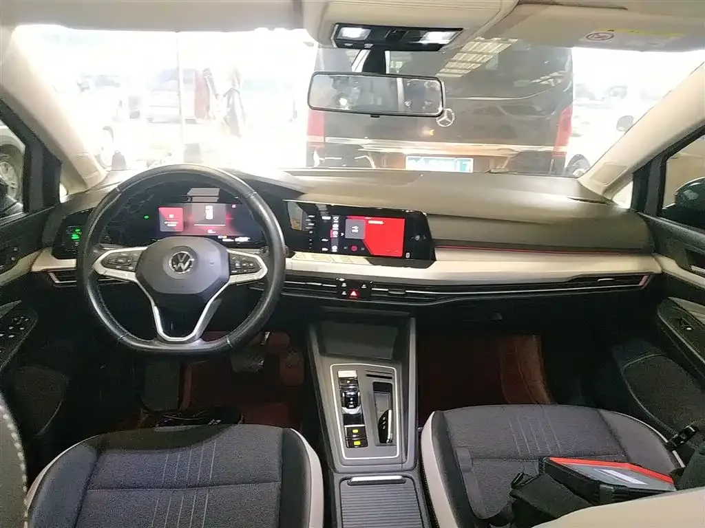 Volkswagen Golf 2021 из CN, фото 5