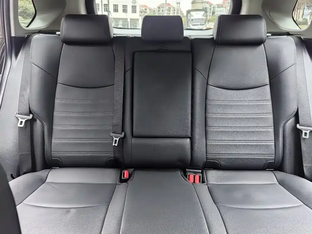 Toyota Wildlander 2022 из CN, фото 2
