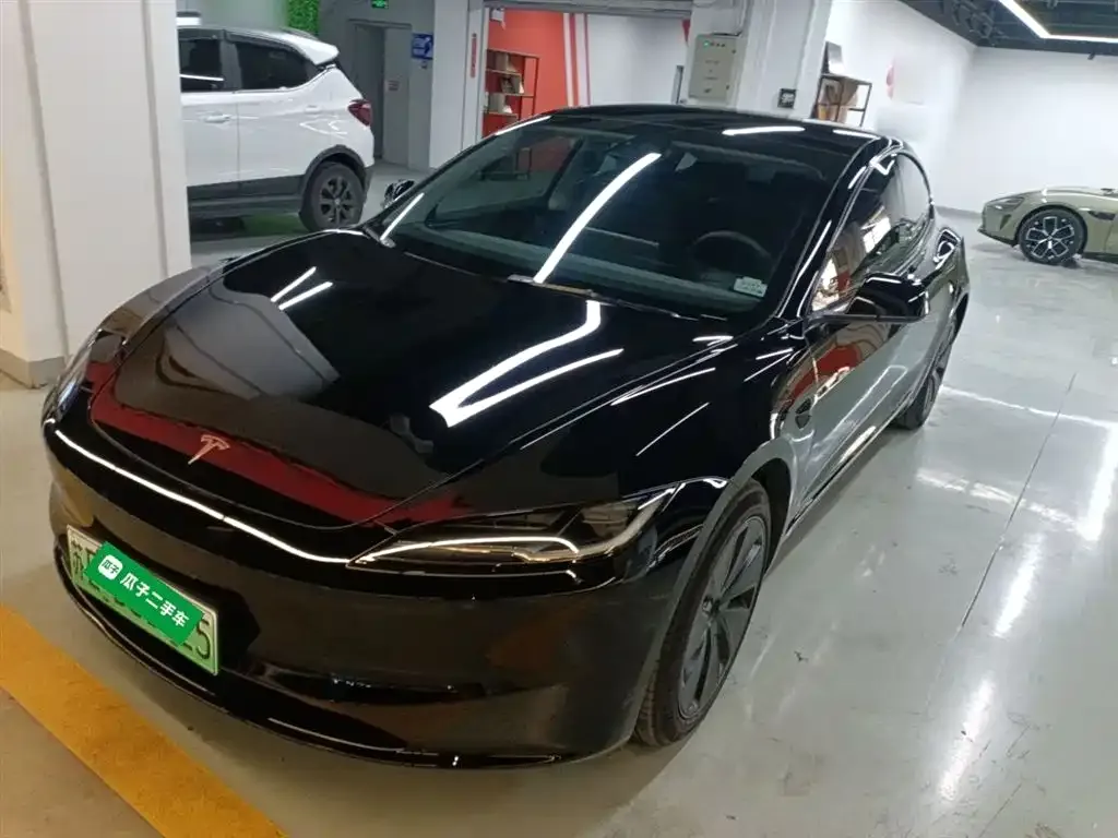 Tesla Model 3 2023 из CN, фото 8