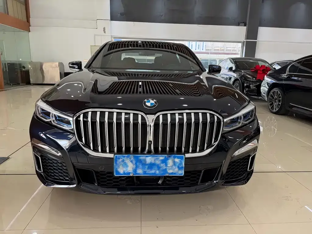BMW 7 Series 2022 из CN, фото 5