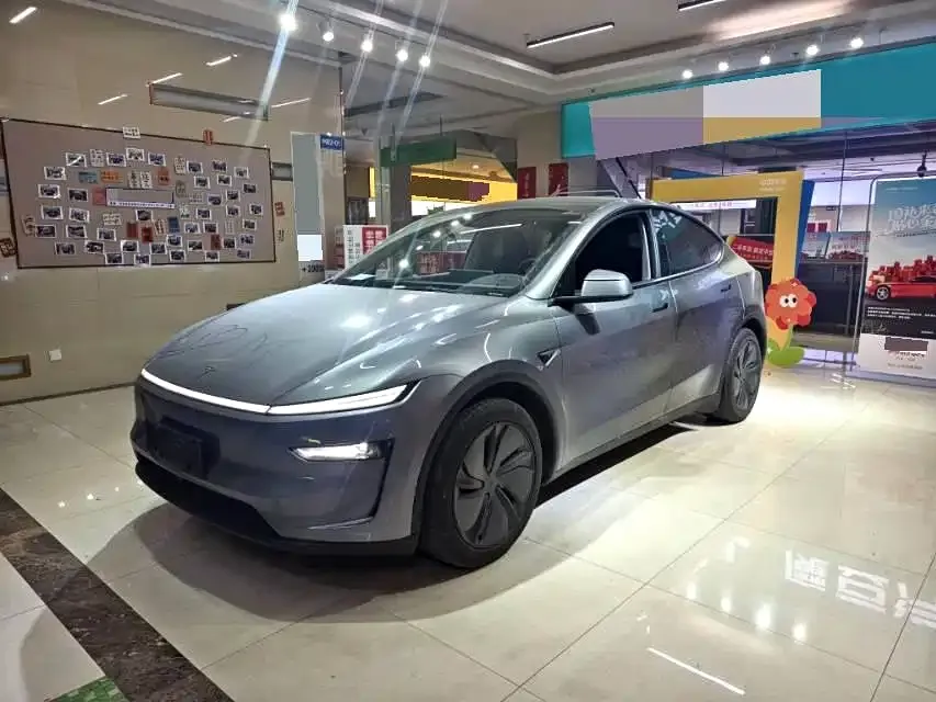 Tesla Model Y 2025 из CN, фото 1