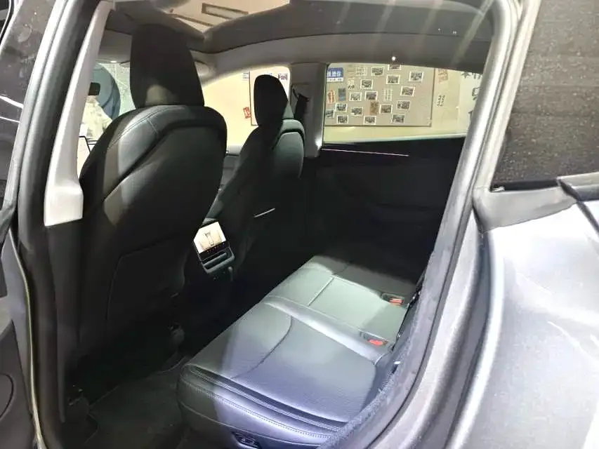 Tesla Model Y 2025 из CN, фото 2