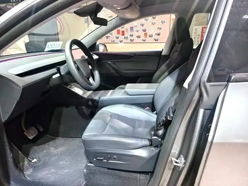 Tesla Model Y 2025 из CN, фото 4