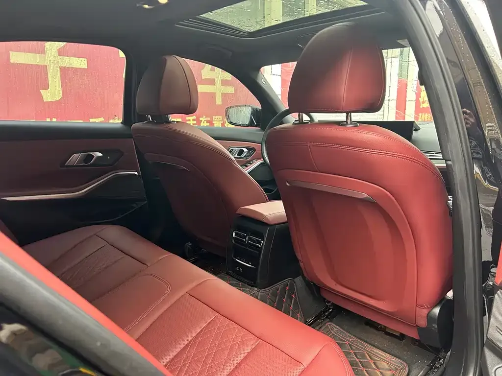 BMW 3 Series 2024 из CN, фото 2