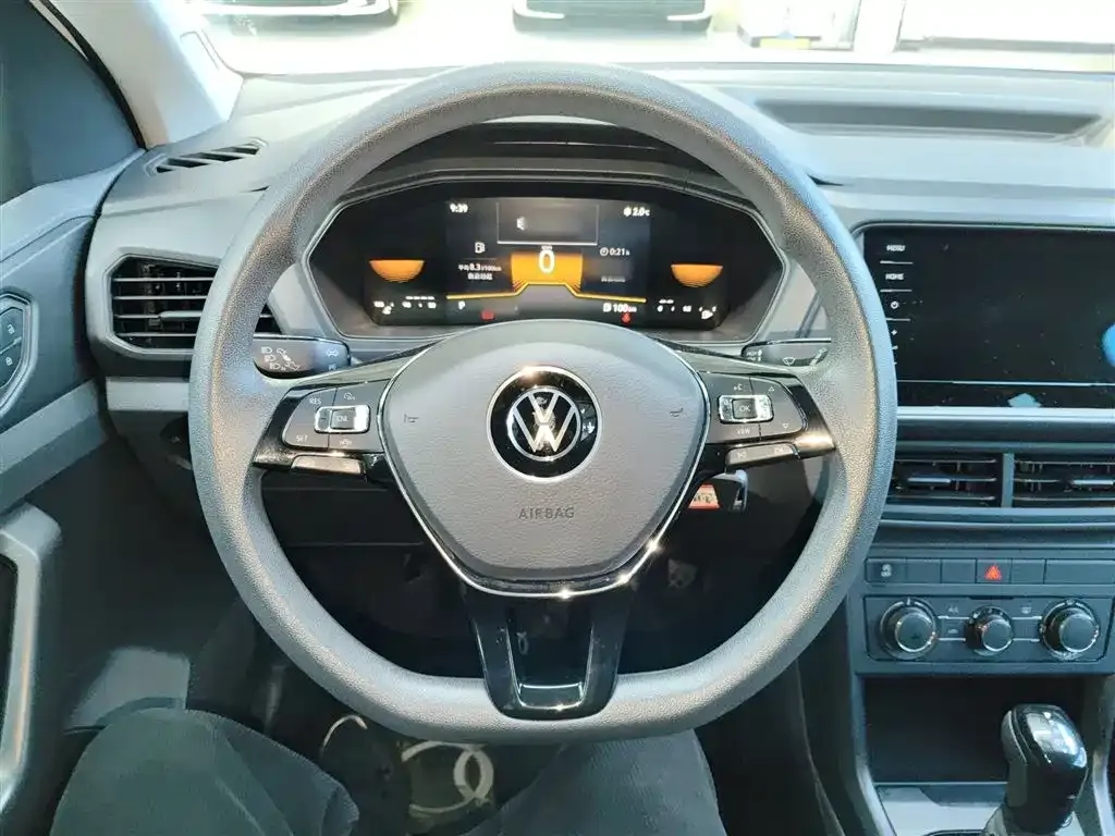 Volkswagen T-Cross — фото 5