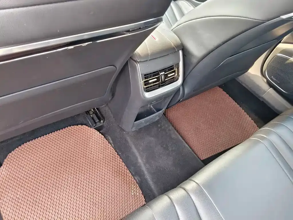 Hongqi H5 2023 из CN, фото 8