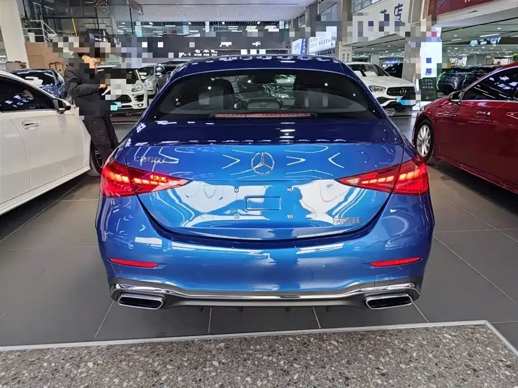 Mercedes-Benz C-Class — фото 7