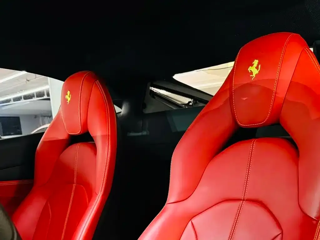Ferrari F8 — фото 8