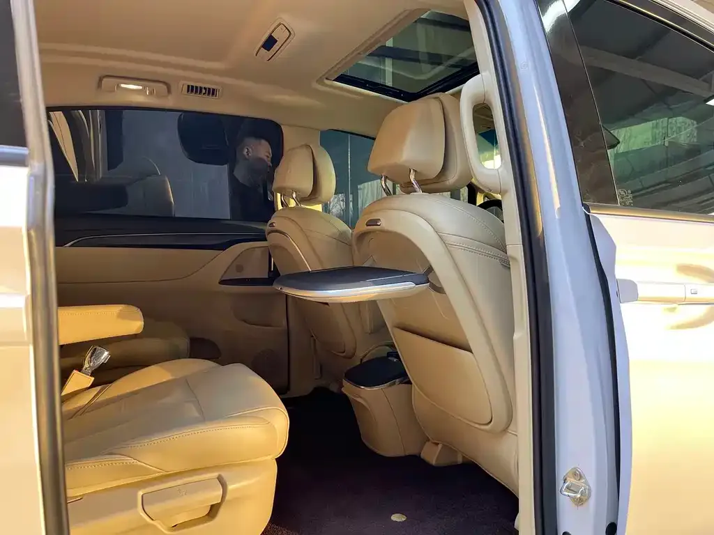 Buick GL8 2022 из CN, фото 4