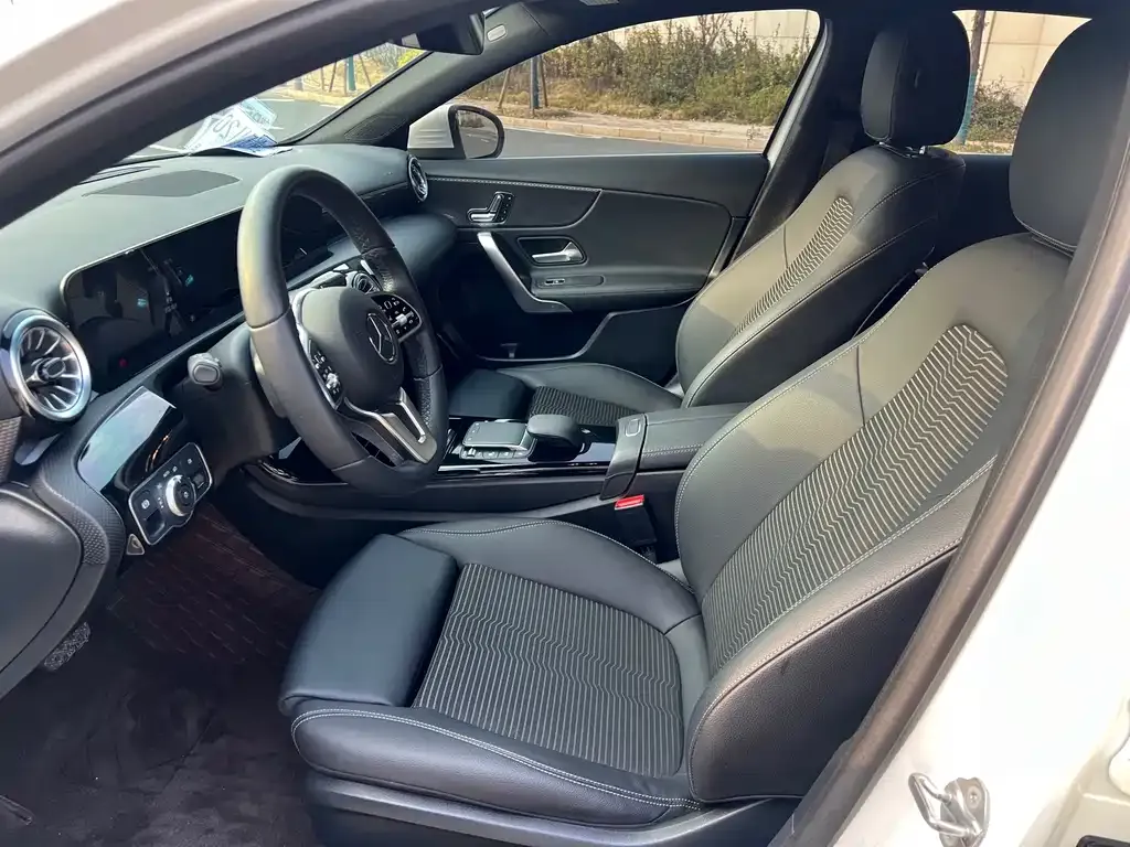 Mercedes-Benz A-Class (Import) — фото 2