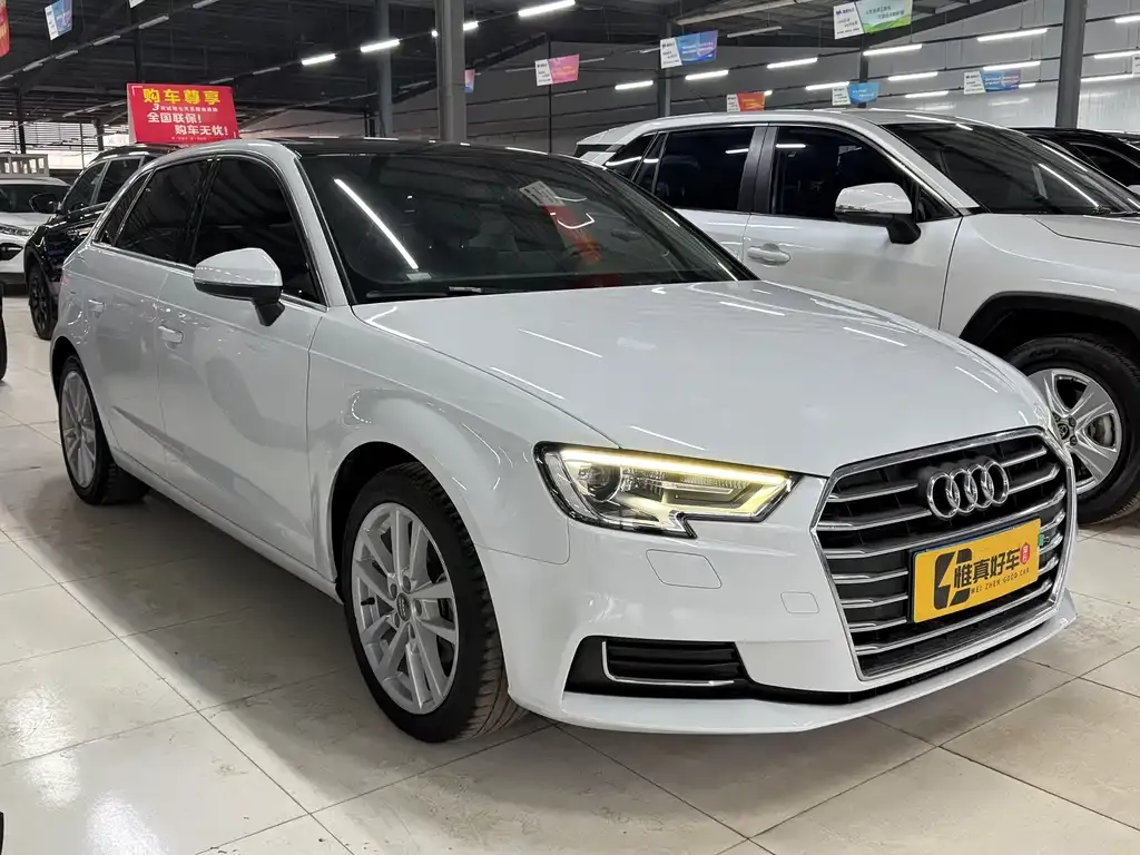 Audi A3 2021 из CN, фото 3