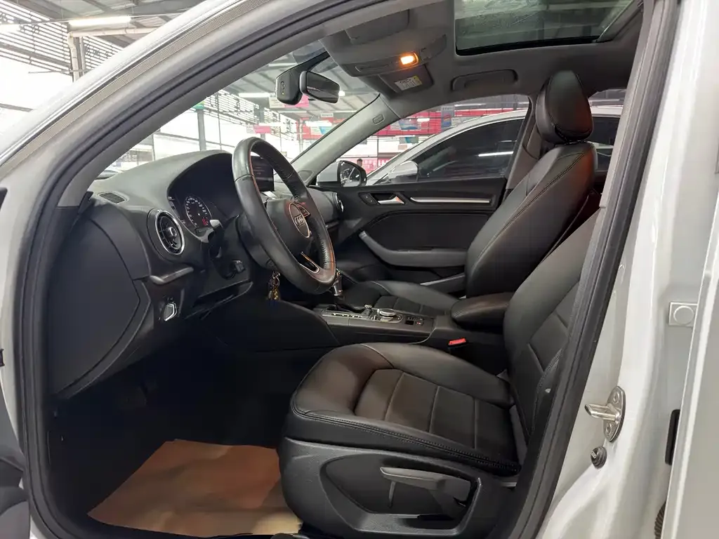 Audi A3 2021 из CN, фото 6