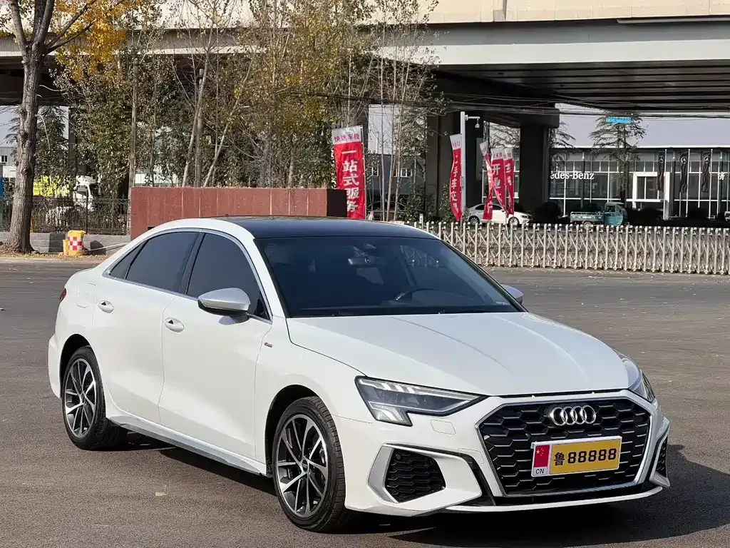 Audi A3 2022 из CN, фото 6