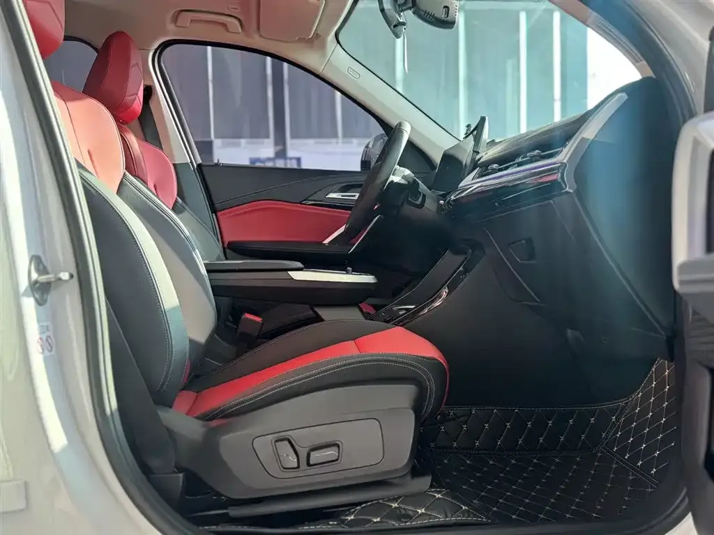 BMW X1 2023 из CN, фото 5