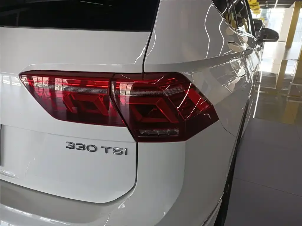 Volkswagen Tiguan L 2022 из CN, фото 7