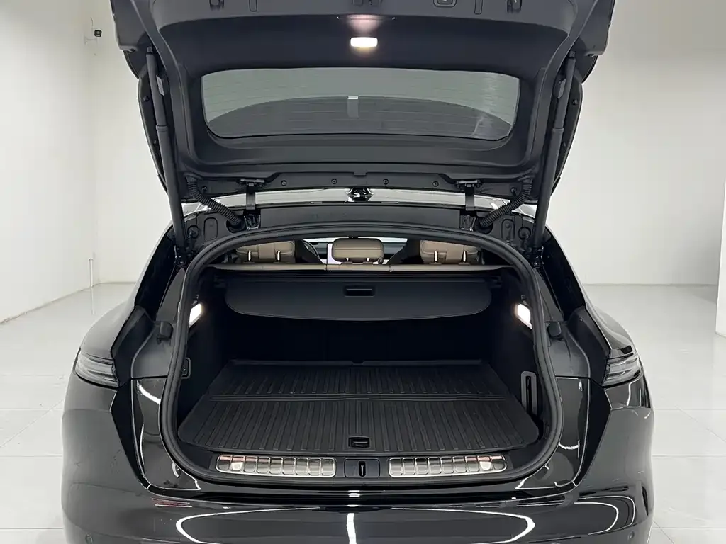 NIO ET5T 2025 из CN, фото 9