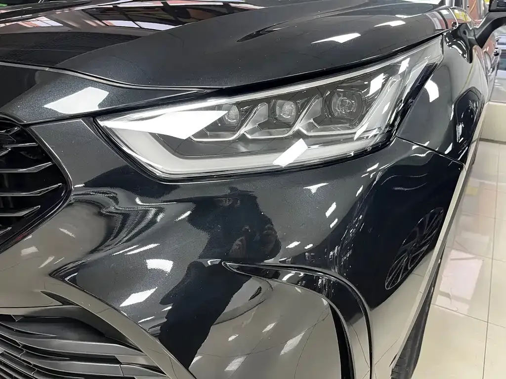 Toyota Crown Kluger 2022 из CN, фото 4