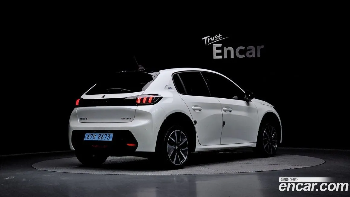 Peugeot 208 2021 из KR, фото 2