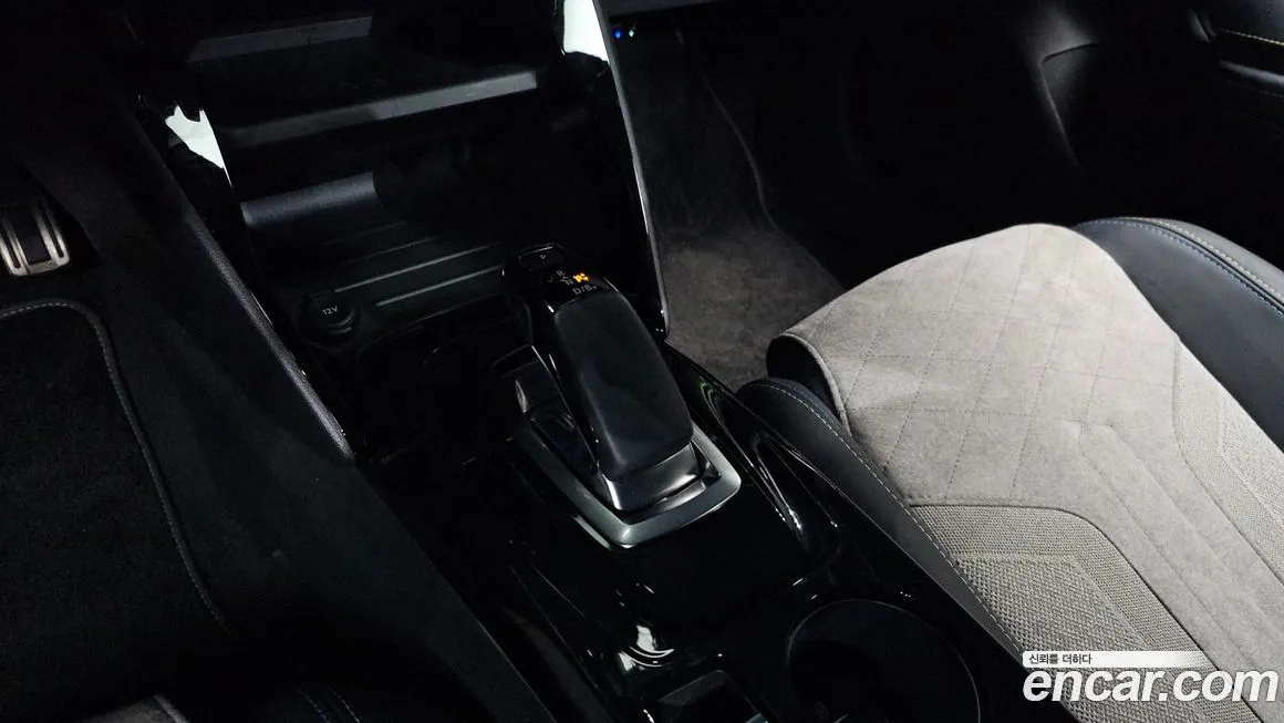 Peugeot 208 2021 из KR, фото 8