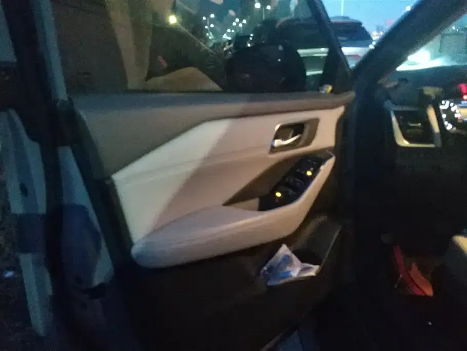 Nissan X-Trail 2022 из CN, фото 8