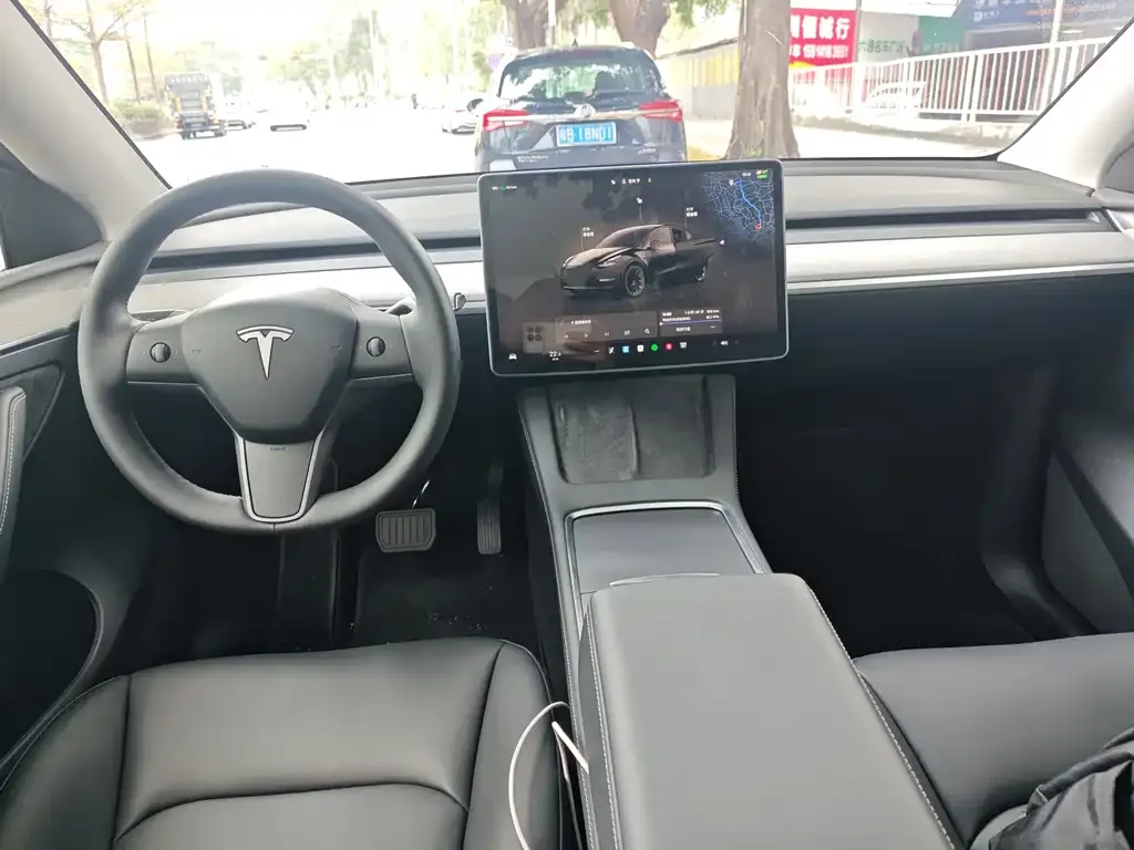 Tesla Model Y 2025 из CN, фото 4