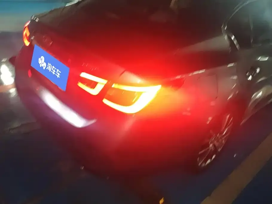 Infiniti Q50L 2021 из CN, фото 2