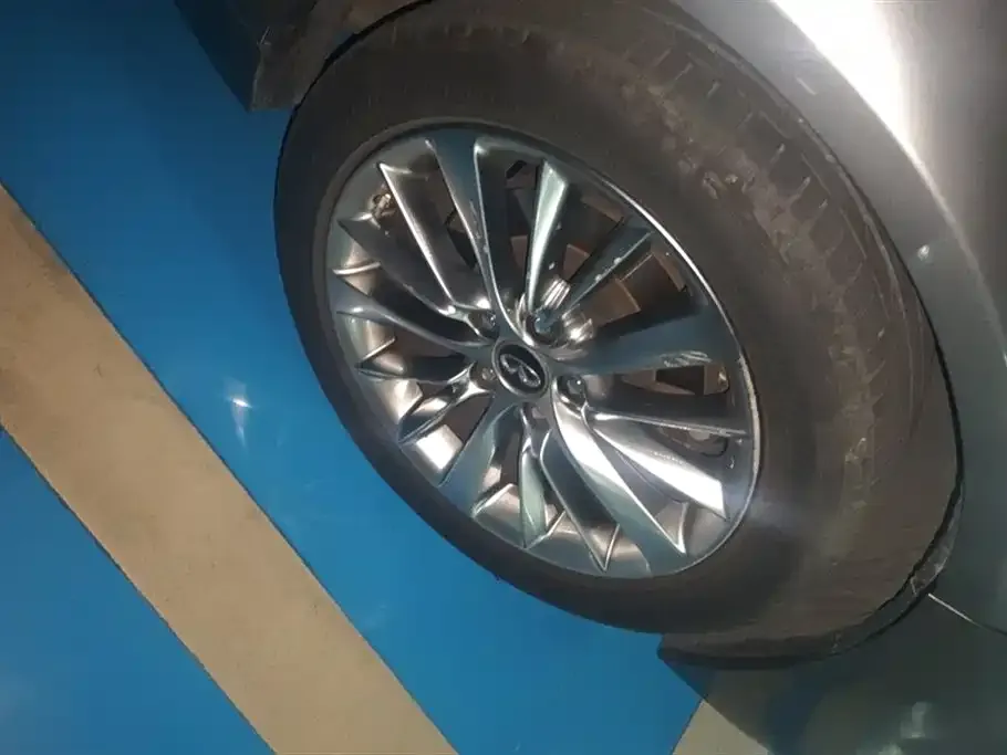 Infiniti Q50L 2021 из CN, фото 4