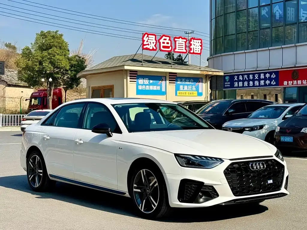 Audi A4L 2023 из CN, фото 8