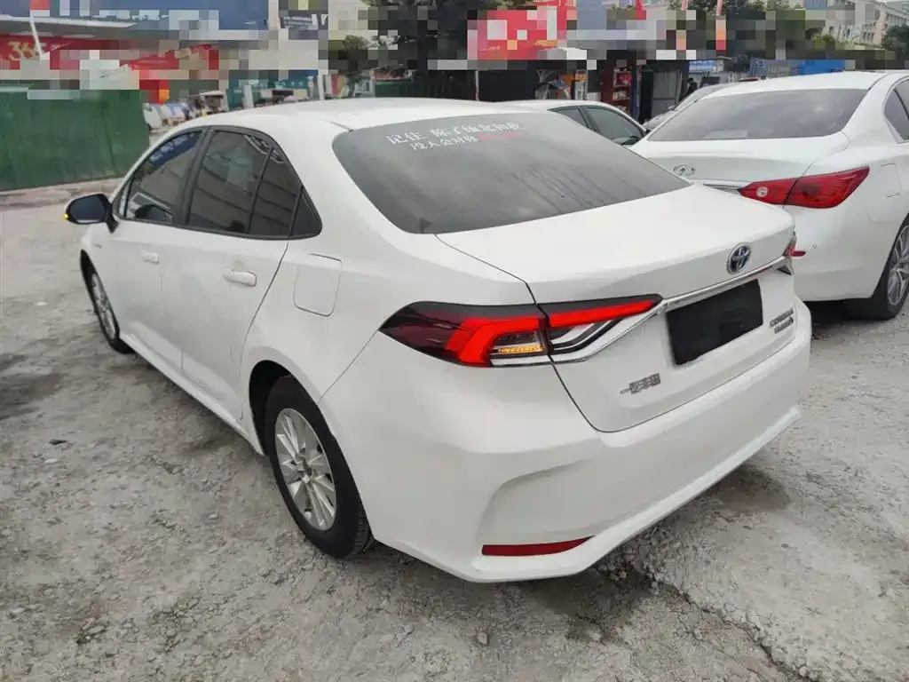 Toyota Corolla 2023 из CN, фото 9
