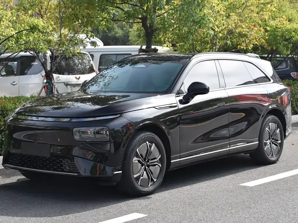 XPeng G9