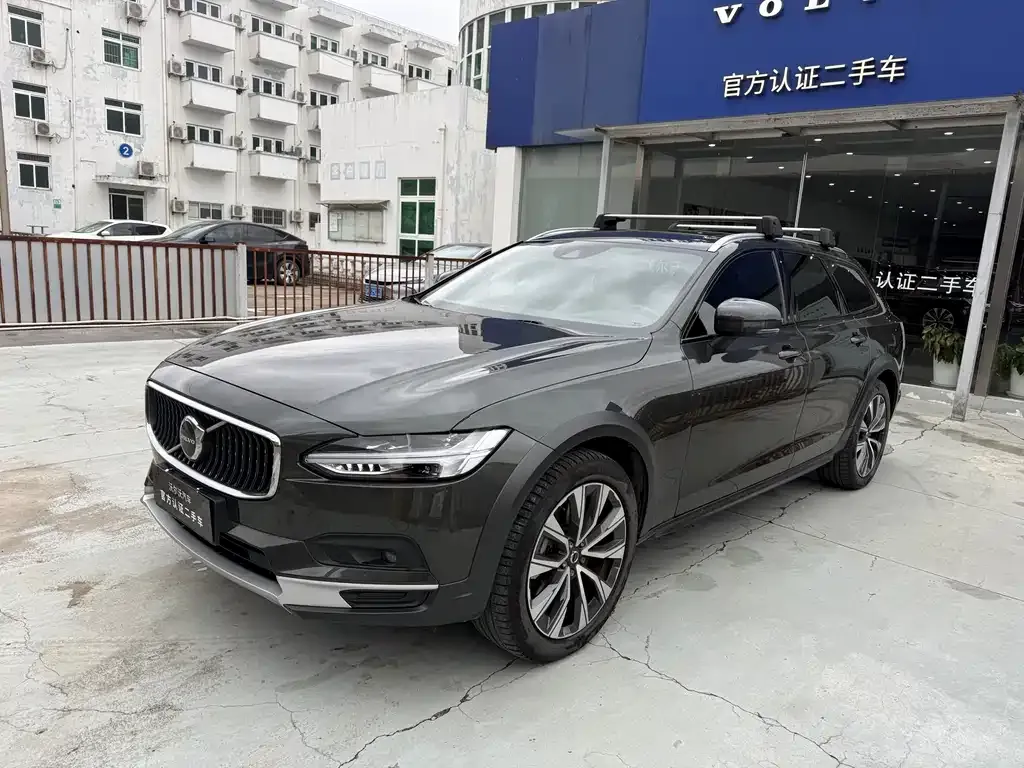 Volvo V90